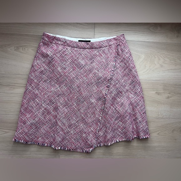 Banana Republic tweed wrap style skirt - Picture 17 of 17